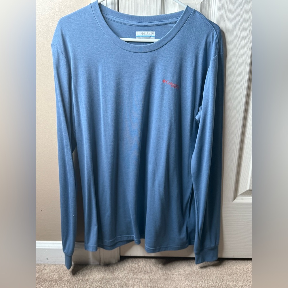 Columbia Blue Long Sleeve Tee Soft Knit Crew Neck-Medium